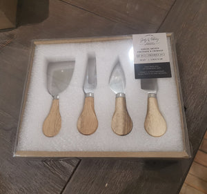 SET OF 4 CHEESE KNIVES